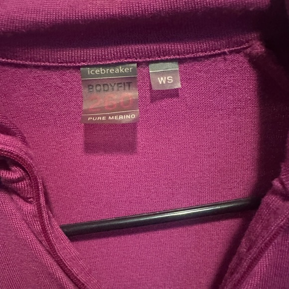 Icebreaker 260 Merino Wool Quarter-Zip Base Layer Magenta Size Small - Picture 4 of 7